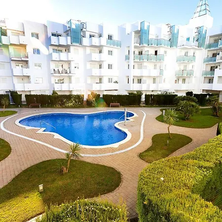Rnet - Royal Marine Ii Apartment Roses