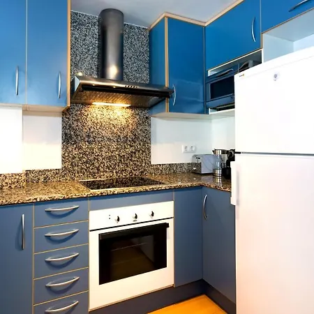 Rnet - Royal Marine Ii Apartment